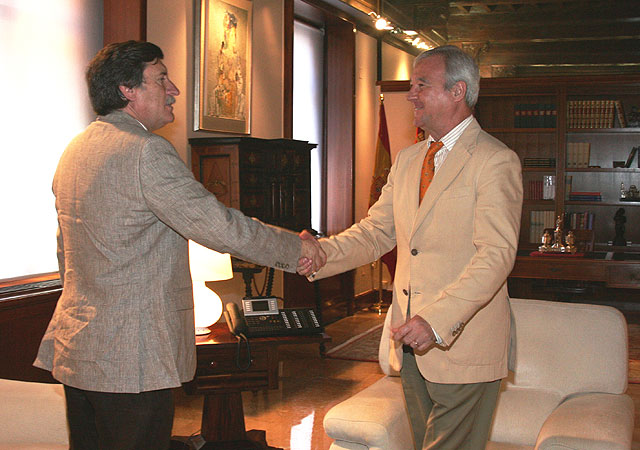 Valcárcel recibe al alcalde de Blanca, Rafael Laorden - 1, Foto 1