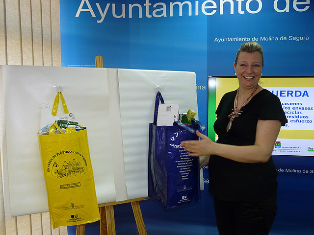 La Concejalía de Medio Ambiente de Molina de Segura presenta bolsas reutilizables para la separación de residuos en el hogar - 2, Foto 2