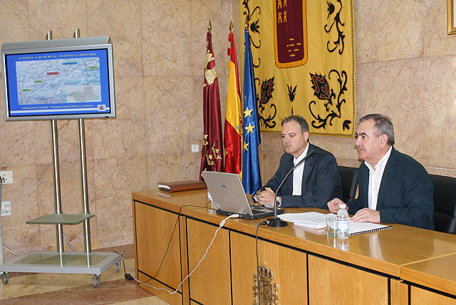 El delegado del Gobierno actualiza el estado de las obras de la autovía del Altiplano - 1, Foto 1