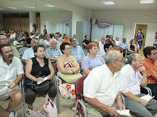 El Ayuntamiento se reúne con los vecinos de San Cristóbal, San Diego, Apolonia, Los Ángeles y Fuerzas Armadas para exponer las obras de la zona - 2, Foto 2