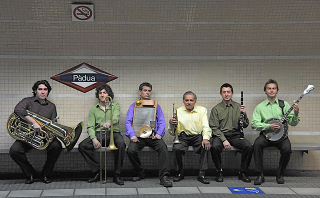 El Festival de Jazz de San Javier lleva a las playas de La Manga y Santiago de la Ribera el jazz de Nueva Orleans con los Barcelona Hot Angels - 1, Foto 1