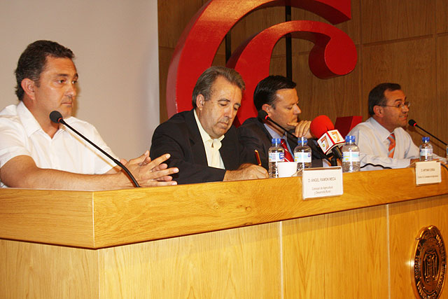 Cerdá  asegura que la globalización de los mercados “obliga al cooperativismo a afrontar nuevos retos” - 1, Foto 1