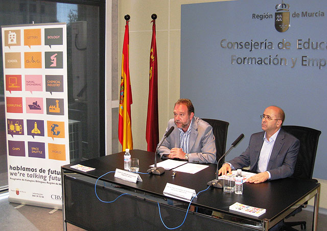 La Consejería de Educación pone en marcha la enseñanza bilingüe en 25 colegios de Infantil y Primaria de la Región, Foto 1