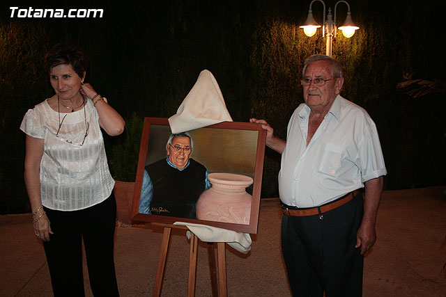 La Asociación de Artesanos de Totana homenajea al tinajero Mariano Cánovas en el tradicional día de “Santa Justa y Santa Rufina”, Foto 1