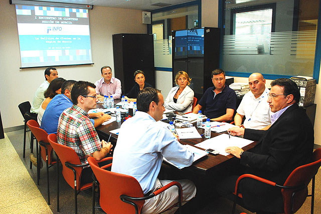 La Consejería de Empresa celebra la primera reunión coordinadora de agrupaciones empresariales innovadoras de la Región - 1, Foto 1