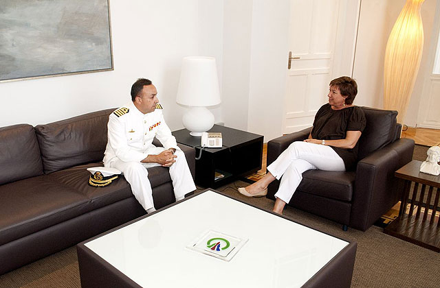 La alcaldesa da la bienvenida al nuevo delegado de Defensa en la Región - 2, Foto 2