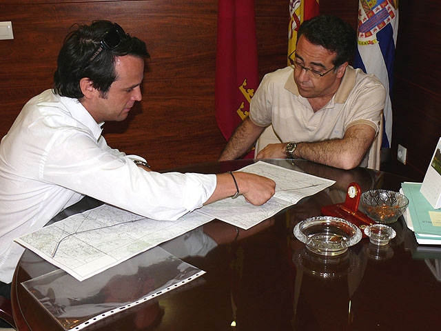 Los vecinos de la zona de Román y la Raja tendrán una vía de servicio paralela a la autovía - 1, Foto 1