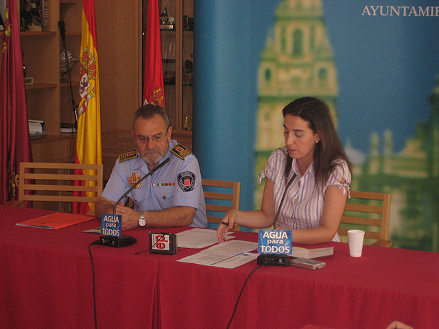 Los jardines volverán a tener vigilancia policial en las noches de verano - 1, Foto 1