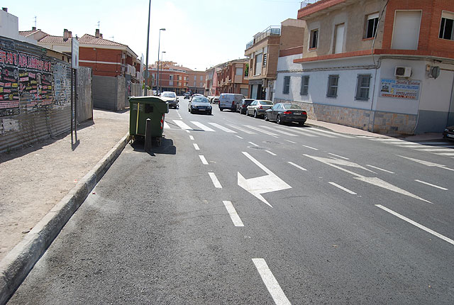 Finalizan las obras, incluidas en el Plan Estatal de Inversión Local, en la calle Santomera, Foto 2
