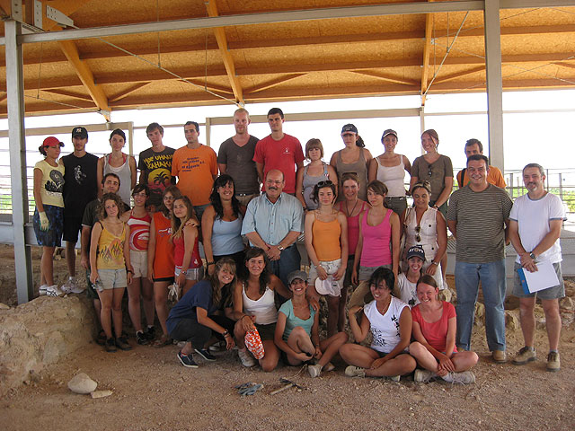 Jóvenes de Europa y Asia participan en el campo de trabajo de arqueología de Mula - 1, Foto 1