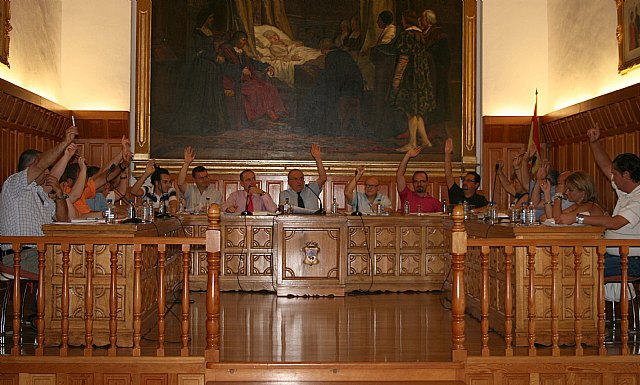 El Ayuntamiento da un nuevo paso para la creación del consorcio del Año Santo 2010 - 1, Foto 1