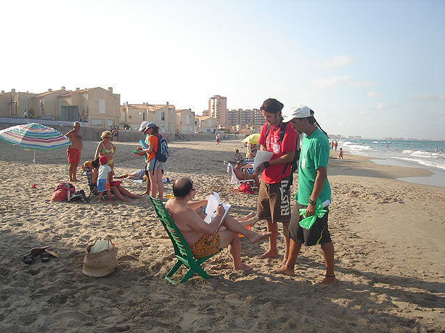 La concejalía de Medio Ambiente llevará su campaña sobre los arenales y la posidonia a las playas de La Manga durante el mes de agosto - 2, Foto 2