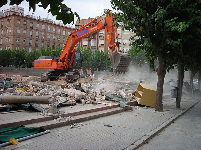 El Ayuntamiento vuelve a demostrar su prepotencia y la falta de voluntad de consenso, según la Plataforma contra de los aparcamientos en San Esteban - 1, Foto 1