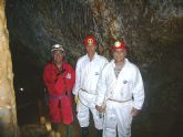 Turismo estudia el sistema de gestión deportiva y turística de las cuevas en Cantabria
