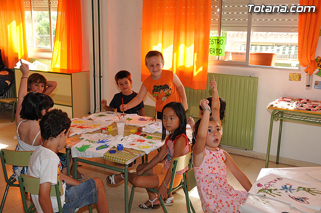 Más de 190 niños de entre 3 y 12 años han participado en las escuelas de verano que se han impartido en tres centros educativos, Foto 1