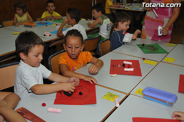 Ms de 190 niños de entre 3 y 12 años han participado en las escuelas de verano que se han impartido en tres centros educativos - 48