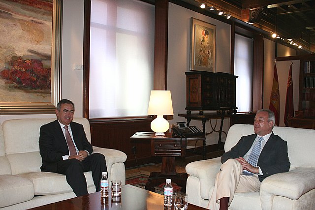 Valcárcel, satisfecho con Fomento y reivindicativo con la financiación local - 1, Foto 1