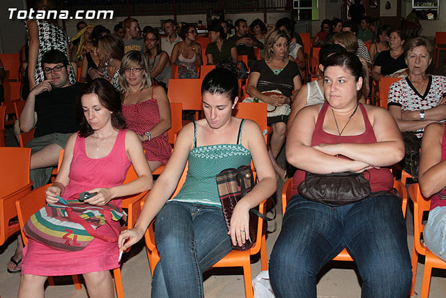 La representacin de la obra “Asesinos Annimos” de la compaña Teatre Arca congreg a cerca de 250 personas - 3