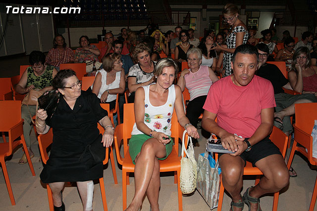 La representacin de la obra “Asesinos Annimos” de la compaña Teatre Arca congreg a cerca de 250 personas - 4