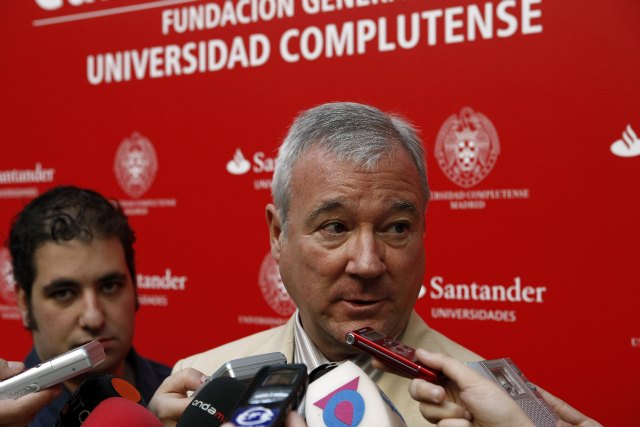 Valcárcel califica de “error garrafal” la ruptura del diálogo social en plena crisis económica - 1, Foto 1