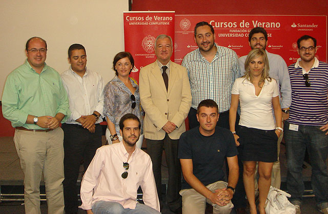 Nuevas Generaciones de la Región de Murcia participa en los Cursos de Verano de El Escorial - 1, Foto 1