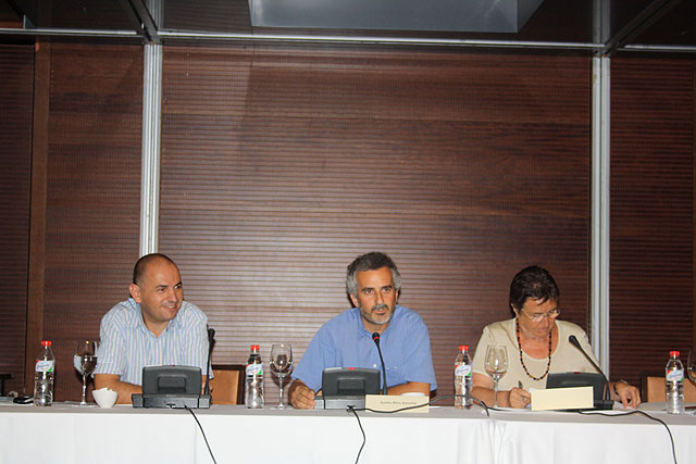 Pérez Saura, Rico y la secretaria de CAERM, Foto 1