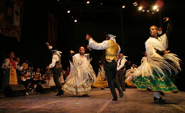 Más de 1.000 personas asistieron a la XXII Edición del Festival Nacional de Folklore celebrado en Puerto Lumbreras - 1, Foto 1