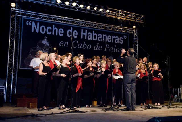Más de mil personas disfrutaron la Noche de Habaneras en Cabo de Palos - 4, Foto 4