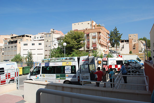 Traslado de ancianos a la residencia Nicols Gmez Tornero - 10