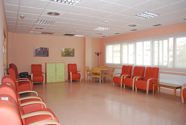 Traslado de ancianos a la residencia Nicols Gmez Tornero - 8