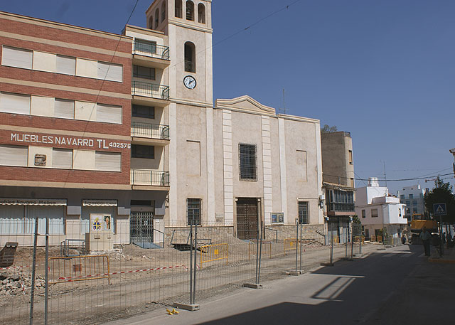 El Ayuntamiento inicia  las obras de adecuación y remodelación de la Plaza de la Iglesia - 2, Foto 2