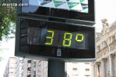 Mañana, cielos poco nubosos y mximas en torno a los 38 grados en el interior