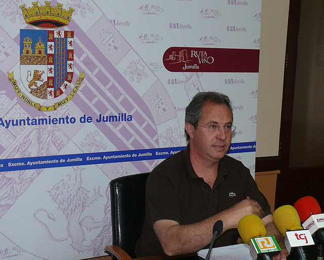 Adjudicadas definitivamente las obras del nuevo vallado del colegio San Francisco por importe de 113.000 euros - 1, Foto 1