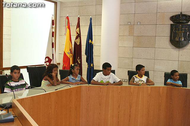 Autoridades municipales reciben a los 6 niños saharauis y a las familias totaneras que los acogen durante los meses de julio y agosto - 10
