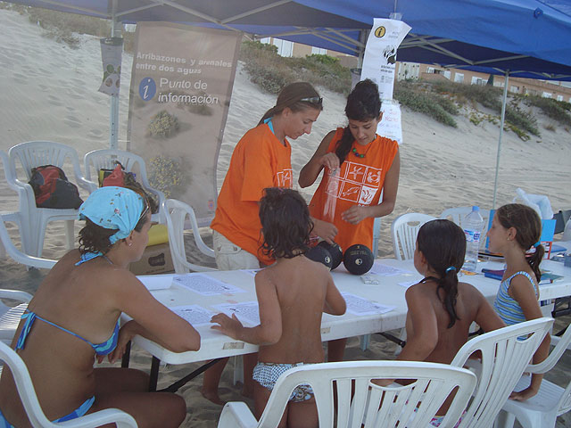 Comienza con éxito  la compaña divulgativa sobre “Arribazones y arenales” en La Manga - 2, Foto 2