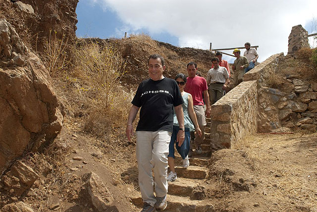Snchez Drag se muestra encantado con Cartagena durante su visita a la Cueva Victoria - 1