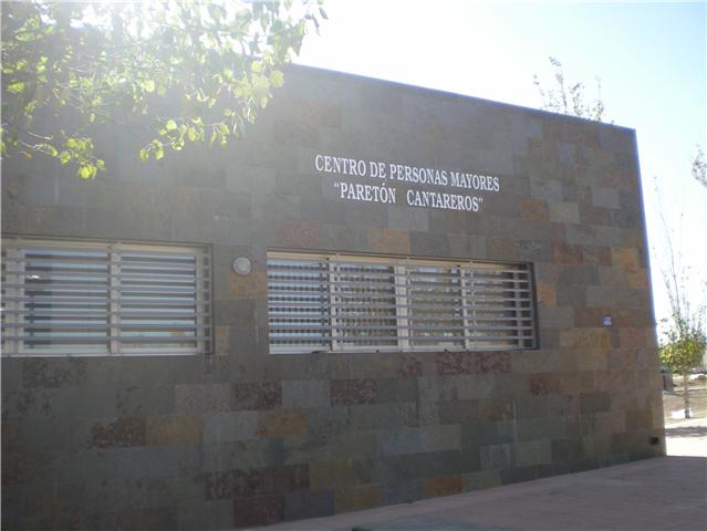 Los socios del Centro de Personas Mayores “Paretón-Cantareros” se beneficiarán del nuevo servicio de podología - 1, Foto 1