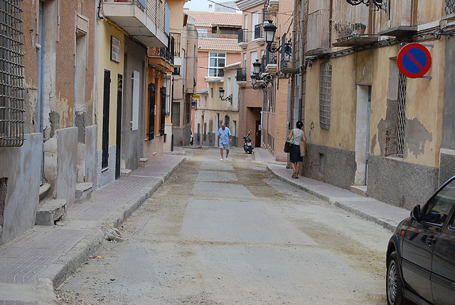 La concejalía de Planificación y Desarrollo Sostenible concluirá  las mejoras de los servicios para los vecinos de la calle Antonio Garrigues, Foto 2