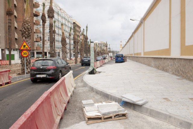 La calle Real empieza a mostrar su nuevo aspecto - 1, Foto 1
