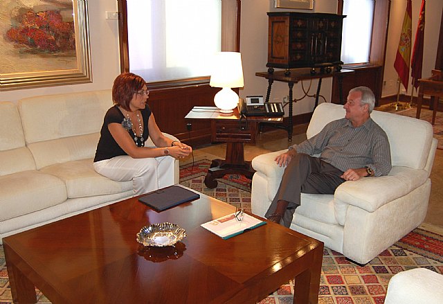 Valcárcel confirma el proyecto del nuevo centro de salud de Lorquí para 2010 - 1, Foto 1