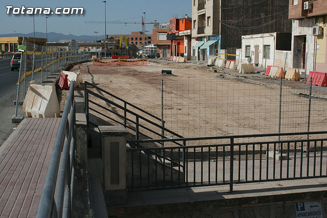 Totana mejorar  el acceso al casco urbano gracias a las obras de reordenacin del trfico por la Avenida Juan Carlos I - 6