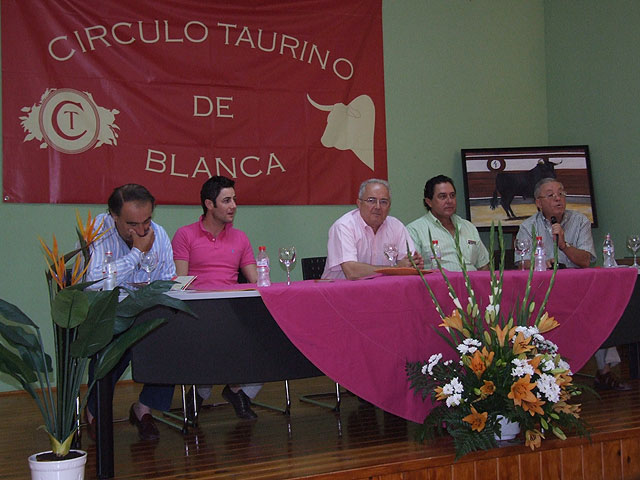Comienzan las charlas en torno al mundo del toro. - 1, Foto 1