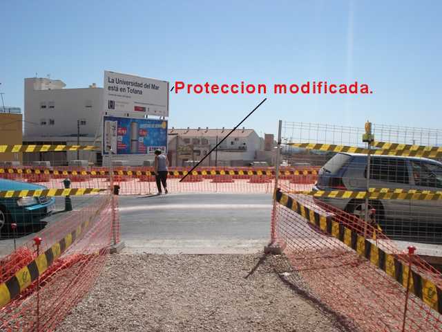 IU considera positivo que, ante su denuncia sobre la seguridad en las obras de Avda. Juan Carlos I, se hayan adoptados medidas, Foto 2