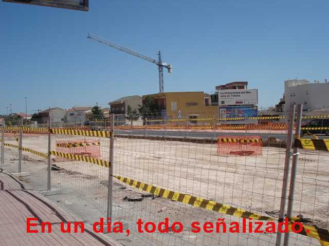 IU considera positivo que, ante su denuncia sobre la seguridad en las obras de Avda. Juan Carlos I, se hayan adoptados medidas, Foto 3