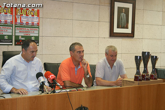 El II Trofeo de Ftbol 