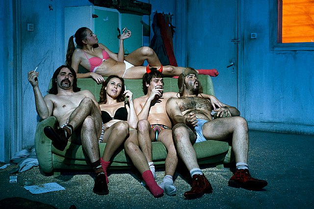 Un grupo de jóvenes en paro y sin futuro esperan “Días Mejores”, - 1, Foto 1