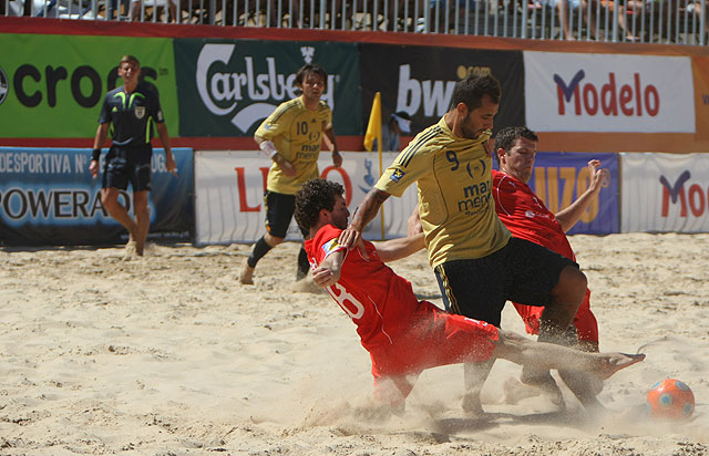 España supera a Suiza y buscará ante Rusia una plaza en la final de la Liga Europea de Fútbol Playa - 2, Foto 2