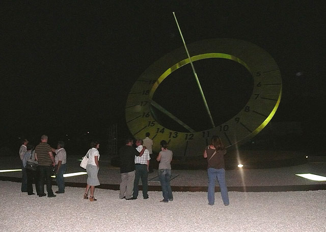 Hace unas semanas se pusieron en funcionamiento las dos rotondas del camino de los franceses - 3, Foto 3