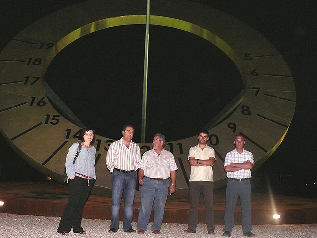 Hace unas semanas se pusieron en funcionamiento las dos rotondas del camino de los franceses - 4, Foto 4