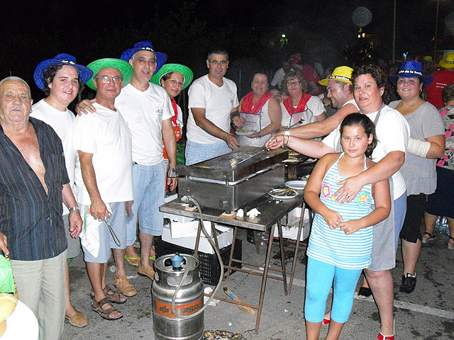 Los mayores y las peñas, protagonistas de la jornada de las fiestas torreñas - 3, Foto 3